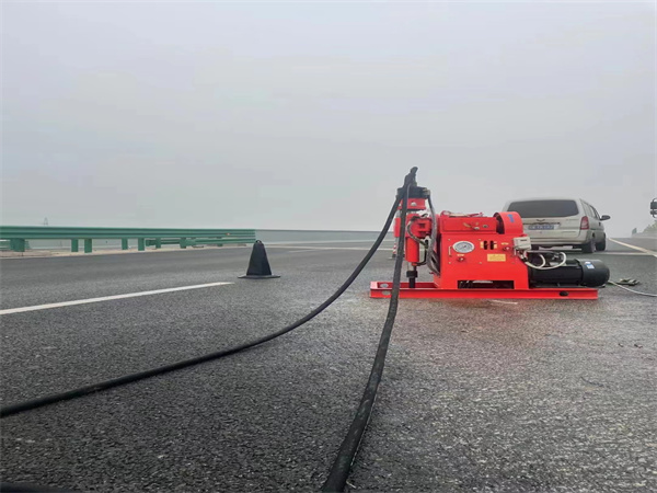 连江马路路基路面开裂下沉注浆加固灌浆